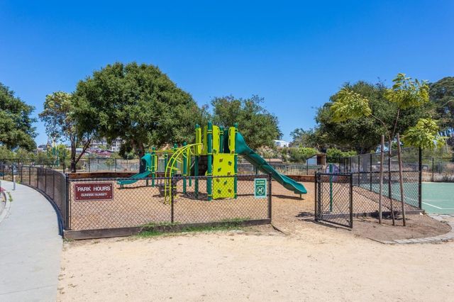 121 Tree Frog Lane 121, Santa Cruz, CA 95060