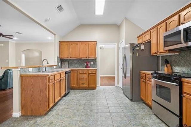 5527 Andover Drive, Tyler, TX 75707