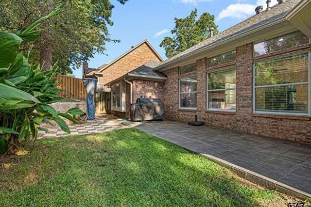 5527 Andover Drive, Tyler, TX 75707