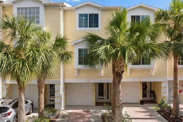 112 BRENT CIRCLE, Oldsmar, FL 34677