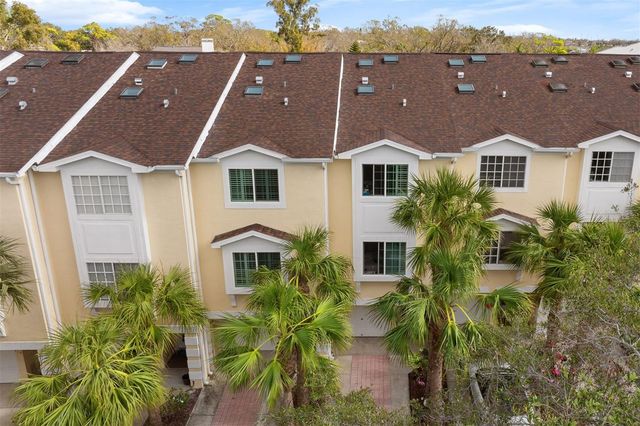 112 BRENT CIRCLE, Oldsmar, FL 34677