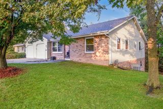1803 Hilltop DRIVE, West Bend, WI 53095