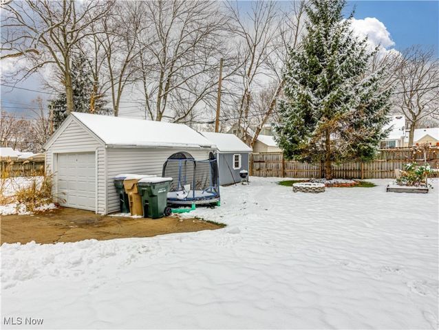 2206 14th Street, Cuyahoga Falls, OH 44223
