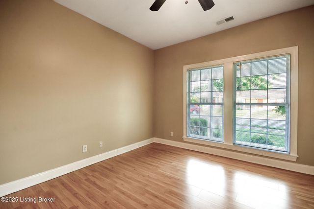 506 Warnock St, Louisville, KY 40217