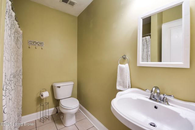 506 Warnock St, Louisville, KY 40217