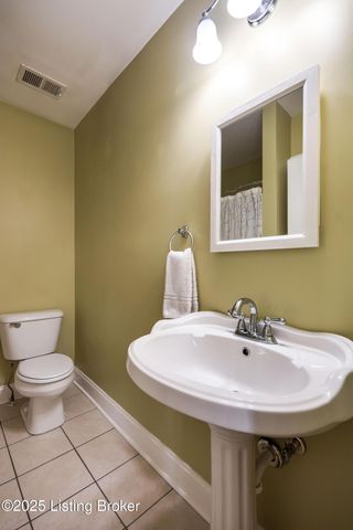 506 Warnock St, Louisville, KY 40217