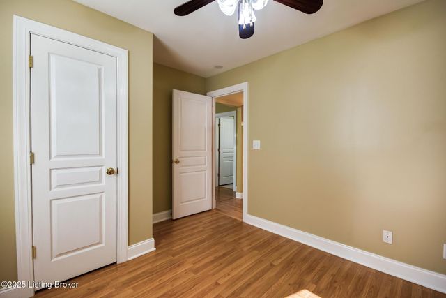 506 Warnock St, Louisville, KY 40217