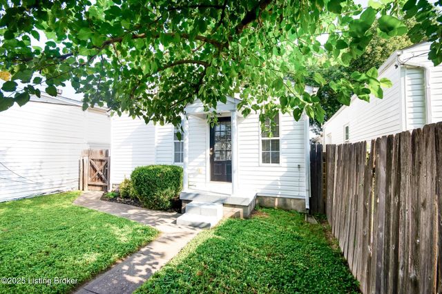 506 Warnock St, Louisville, KY 40217