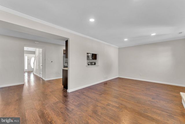 101 MALVERN CT, Mount Laurel, NJ 08054
