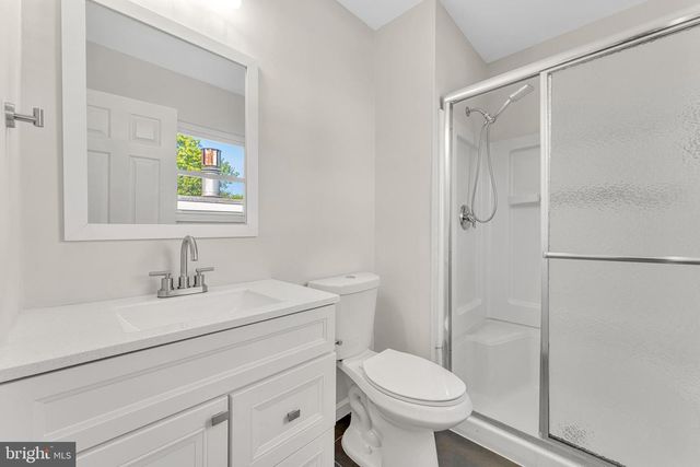 101 MALVERN CT, Mount Laurel, NJ 08054