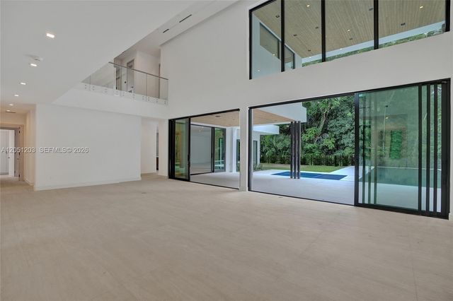 4640 Sunset Drive, Miami, FL 33143
