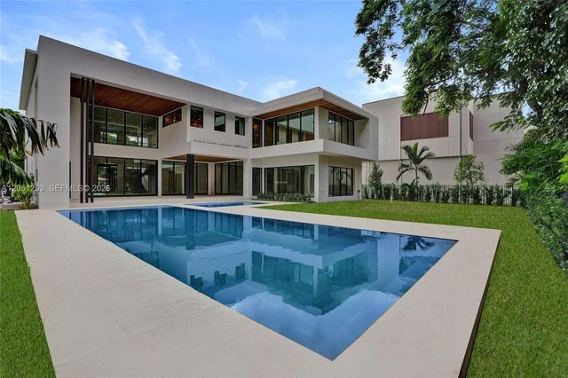 4640 Sunset Drive, Miami, FL 33143