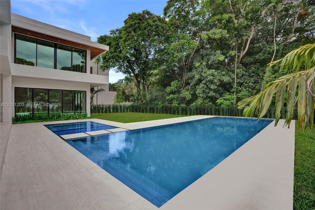 4640 Sunset Drive, Miami, FL 33143