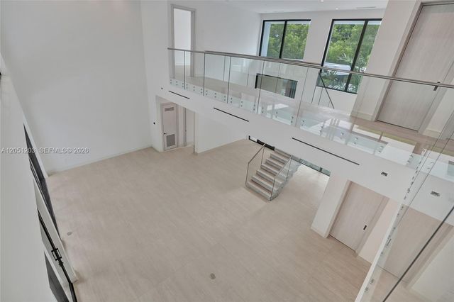 4640 Sunset Drive, Miami, FL 33143