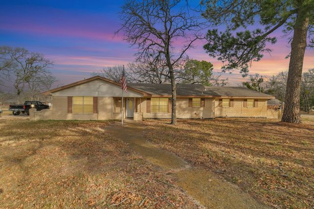 402 Baseline Road, Krugerville, TX 76227