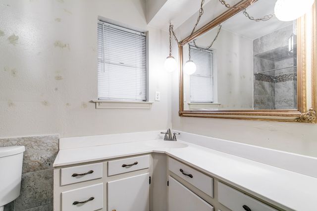 402 Baseline Road, Krugerville, TX 76227