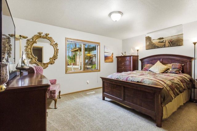 410 Sundown Drive, Avon, MN 56310