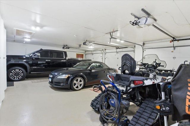 410 Sundown Drive, Avon, MN 56310