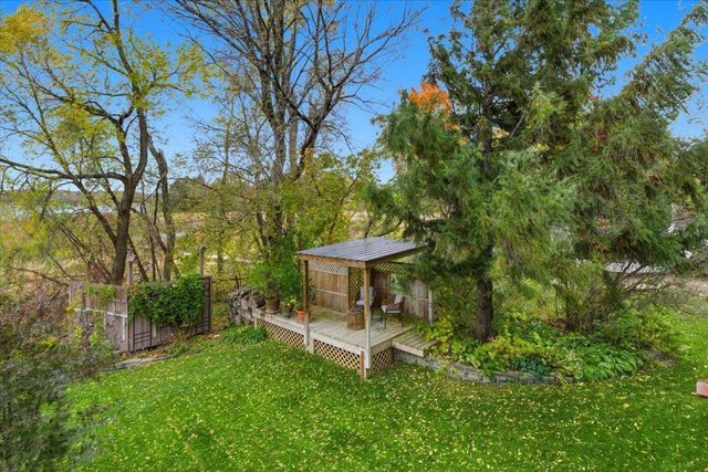 410 Sundown Drive, Avon, MN 56310