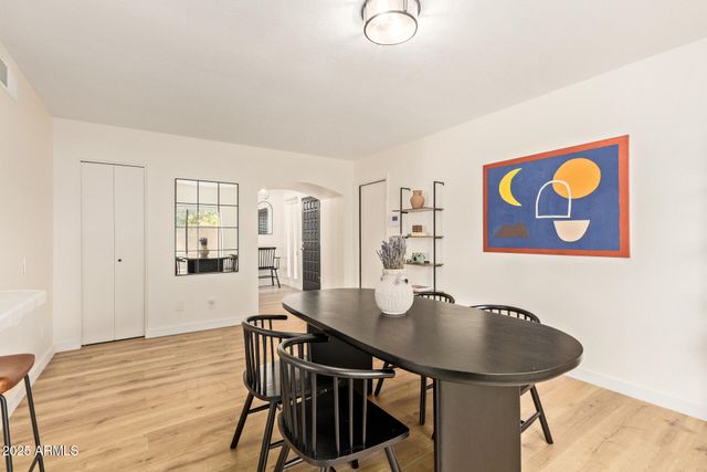 6722 E GRANDVIEW Drive, Scottsdale, AZ 85254