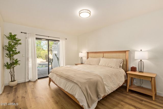 6722 E GRANDVIEW Drive, Scottsdale, AZ 85254