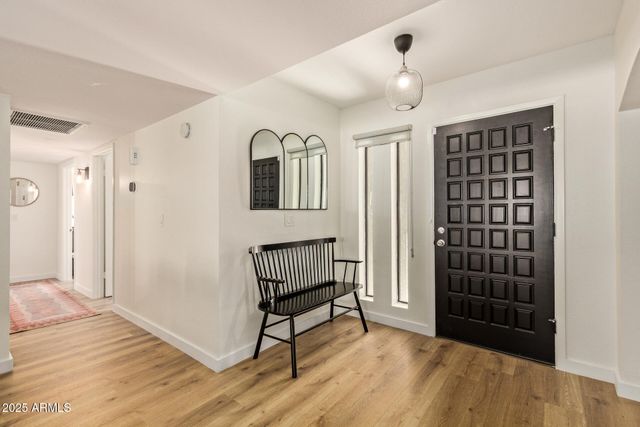 6722 E GRANDVIEW Drive, Scottsdale, AZ 85254