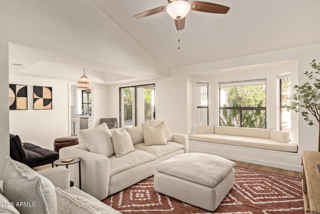 6722 E GRANDVIEW Drive, Scottsdale, AZ 85254