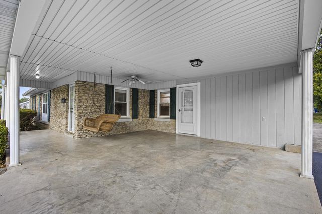 104 Evergreen Drive, Lawrenceburg, KY 40342