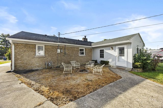 104 Evergreen Drive, Lawrenceburg, KY 40342