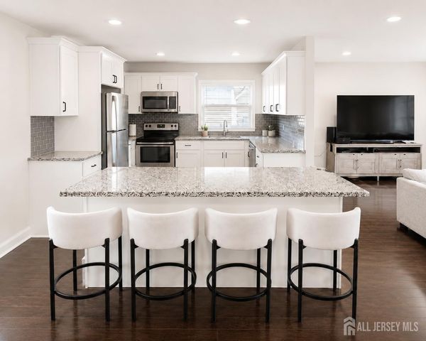 58 Balfour Lane, Willingboro, NJ 08046