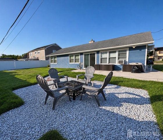 58 Balfour Lane, Willingboro, NJ 08046