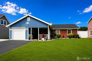 58 Balfour Lane, Willingboro, NJ 08046