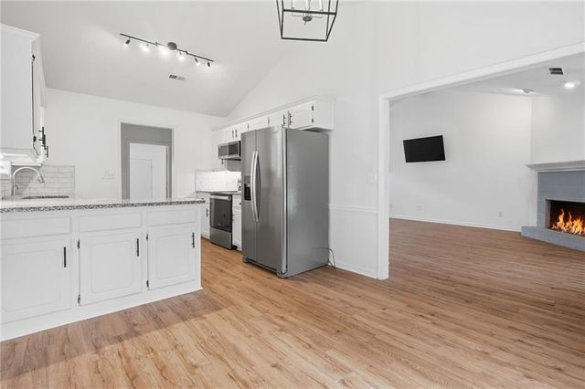7745 Antebellum Lane, Riverdale, GA 30274