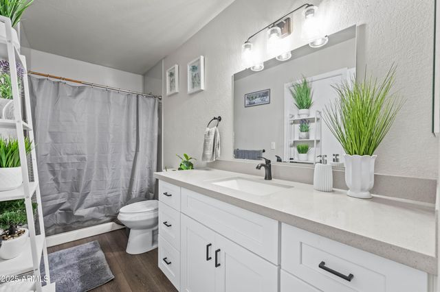 7231 W FLOWER Street, Phoenix, AZ 85033