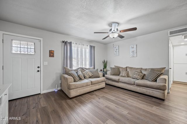 7231 W FLOWER Street, Phoenix, AZ 85033