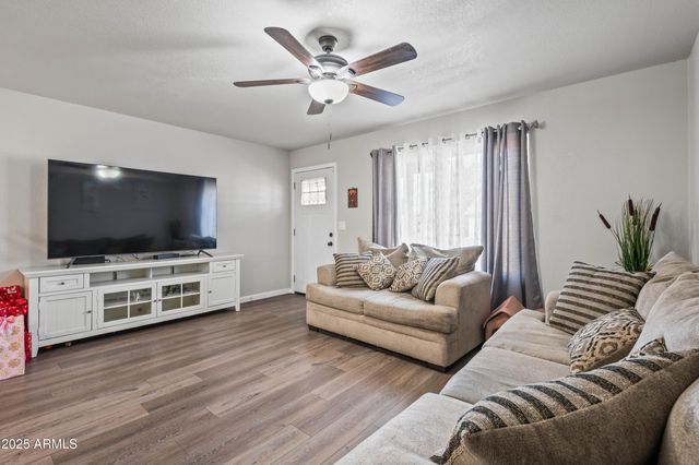 7231 W FLOWER Street, Phoenix, AZ 85033