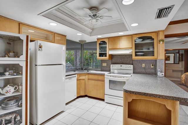 1004 SE 11th Street, Deerfield Beach, FL 33441