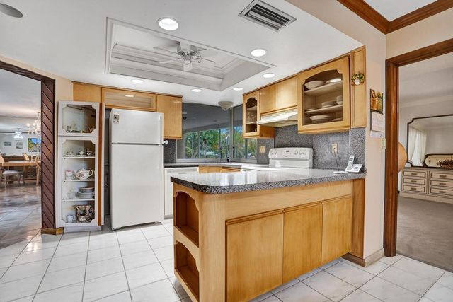 1004 SE 11th Street, Deerfield Beach, FL 33441