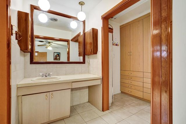 1004 SE 11th Street, Deerfield Beach, FL 33441