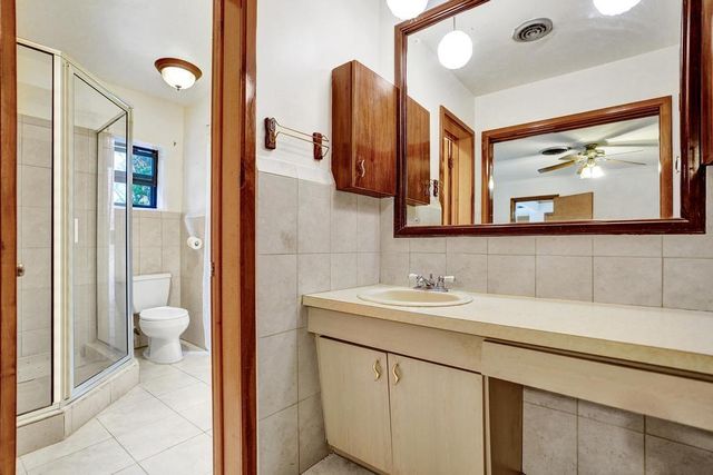 1004 SE 11th Street, Deerfield Beach, FL 33441