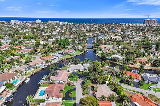 1004 SE 11th Street, Deerfield Beach, FL 33441