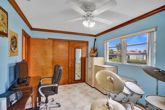 1004 SE 11th Street, Deerfield Beach, FL 33441