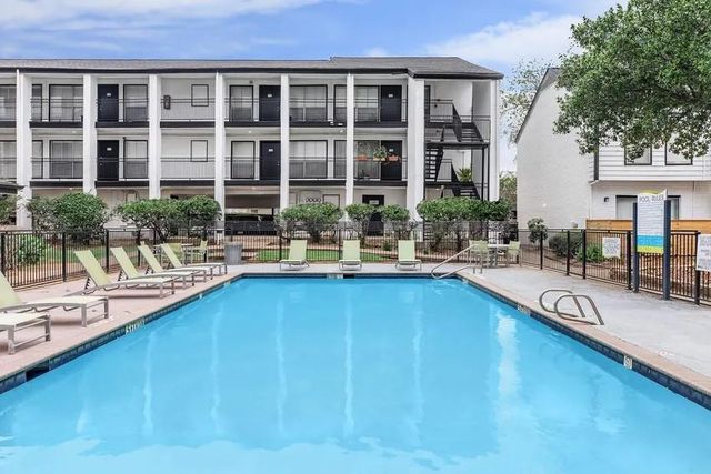 4400 Memorial Drive 28-2191, Houston, TX 77007