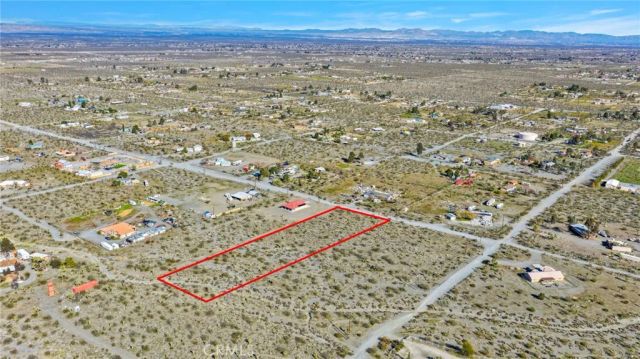 11786 Buckwheat, Pinon Hills, CA 92372