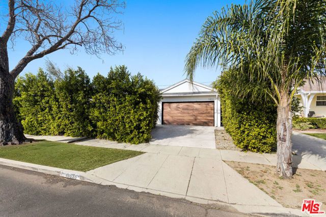 19833 Bassett Street, Winnetka (los Angeles), CA 91306