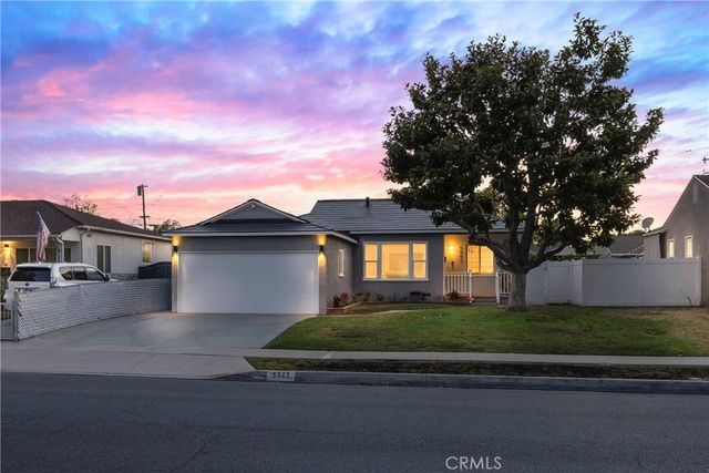 5043 Verdura, Lakewood, CA 90712