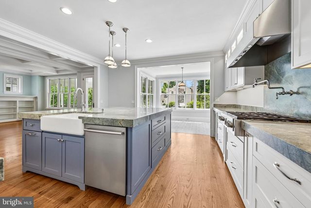 2612 24TH ST N, Arlington, VA 22207
