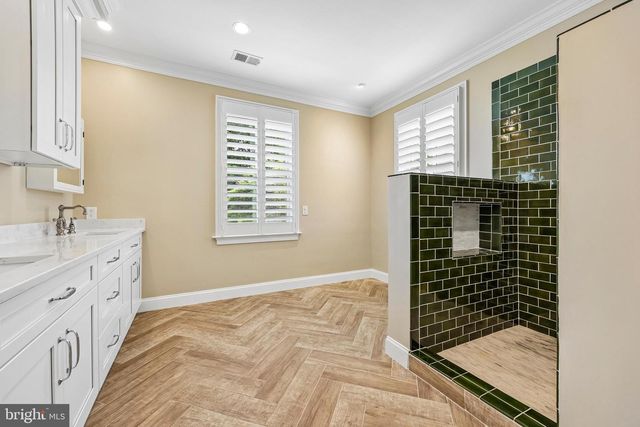 2612 24TH ST N, Arlington, VA 22207