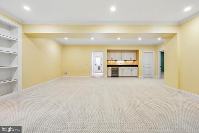 2612 24TH ST N, Arlington, VA 22207