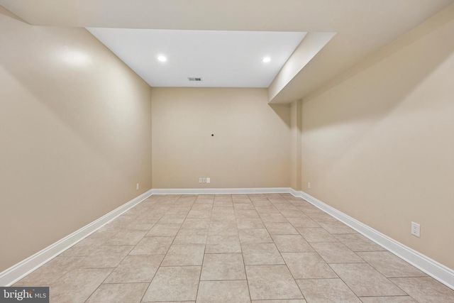 2612 24TH ST N, Arlington, VA 22207